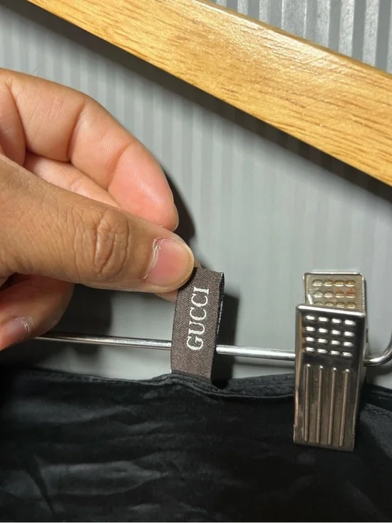 Vintage Gucci Silk Scarf Rare Print Made In Italy - Picture 6 of 6